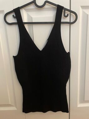 Zara Black Ribbed V-Neck Knit Tank